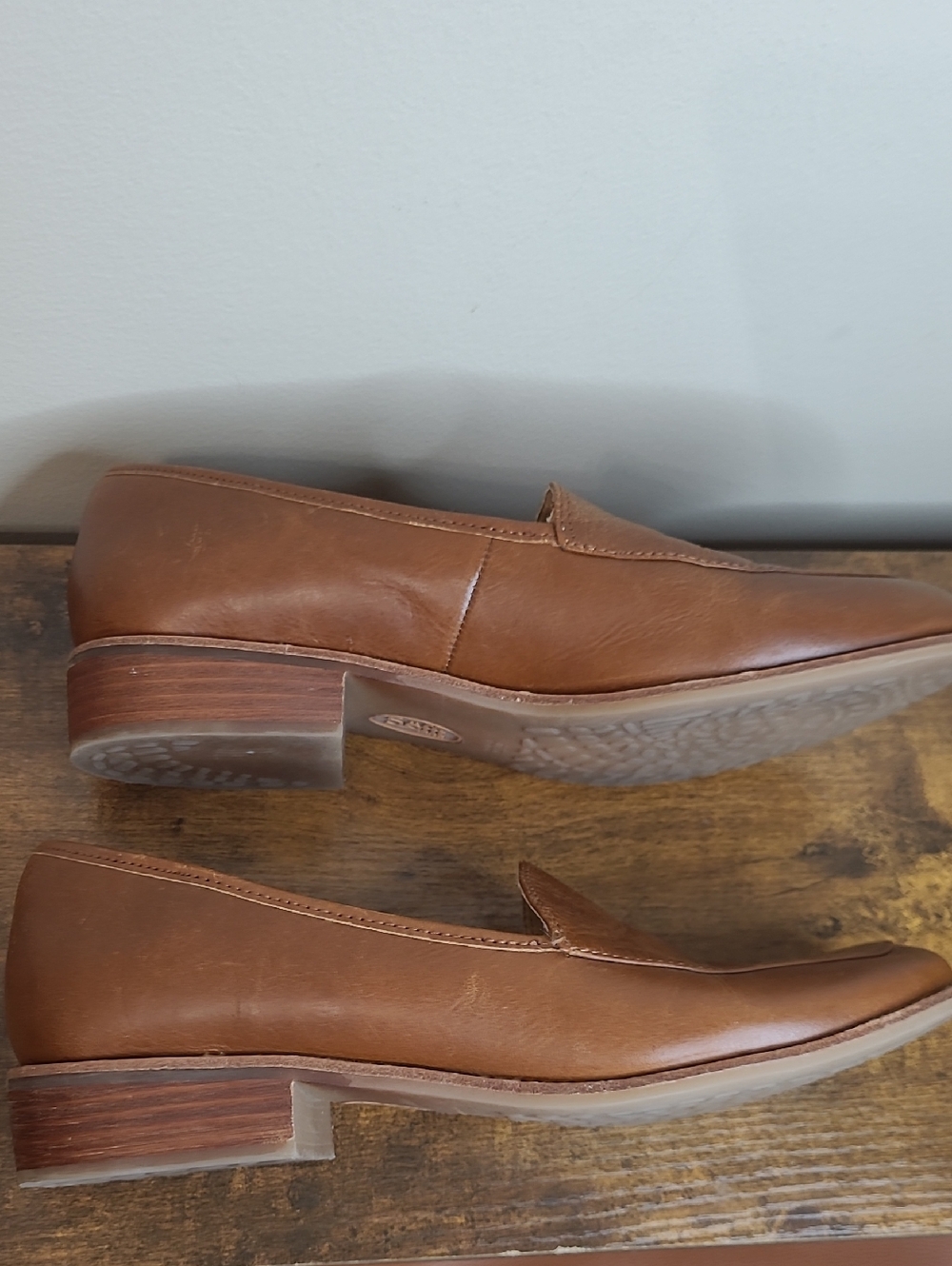 Sofft Light Brown/Tan Leather Slip-On Loafers size 10 - Picture 5 of 10